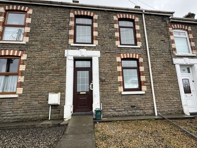 Terraced house to rent in Cwmamman Road, Glanamman, Ammanford, Carmarthenshire. SA18