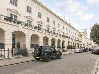 Terraced house to rent in Hanover Terrace, Regent's Park NW1