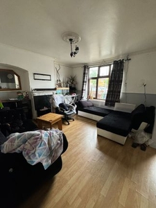 Terraced house to rent in Hewett Road, Dagenham RM8