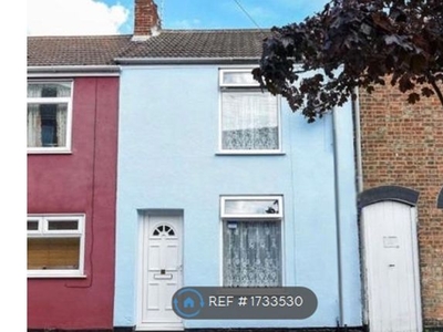 Terraced house to rent in Jaccobs Street, Lowestoft NR32