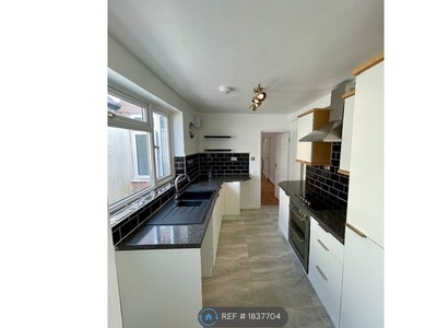 Terraced house to rent in King Street, Kingswood, Bristol BS15