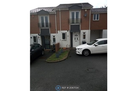 Terraced house to rent in St Luke's Terrace, Dudley DY1