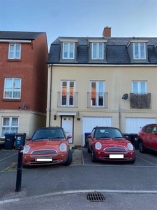 Town house to rent in Foundry Close, Melksham SN12