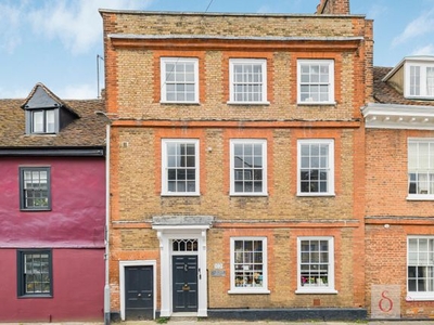 Town house to rent in West Street, Hertford SG13