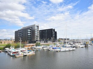 1 bedroom apartment for rent in Bayscape, Watkiss Way, Cardiff, CF11