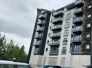 1 bedroom apartment for rent in Overstone Court, Cardiff Bay, CF10