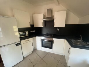 1 bedroom apartment for rent in Tudor Street, Cardiff, CF11