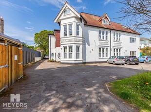 1 bedroom apartment for sale in Hollybush House, 3 Wollstonecraft Road, Bournemouth, BH5