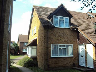 1 bedroom end of terrace house for rent in Knights Manor Way, Dartford, DA1 5ST, DA1