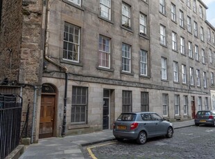 1 bedroom flat for rent in Brighton Street, Old Town, Edinburgh, EH1