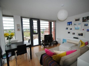 1 bedroom flat for rent in Flat , Verdigris, Jacob Street, Bristol, BS2