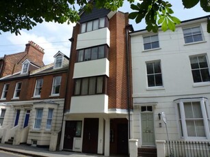 1 bedroom flat for rent in Station Rd West, Canterbury, CT2
