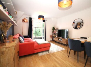 1 bedroom flat for rent in The Cloisters, London Road, Guildford, GU1