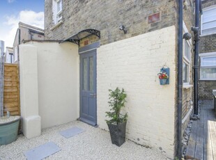 1 bedroom flat for rent in Troughton Road, London, SE7