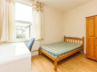 1 bedroom house for rent in Longmead Avenue, Bristol, BS7