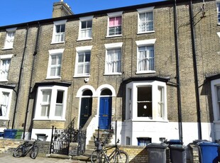 1 bedroom house share for rent in Bateman Street, Room , Cambridge, CB2