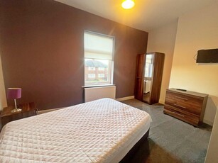 1 bedroom house share for rent in Room 3, Lovely Lane, Warrington, WA5