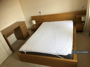 1 bedroom house share for rent in Stratford Road, Milton Keynes, MK12