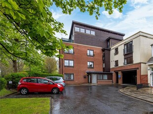 2 bed first floor flat for sale in Scotstoun