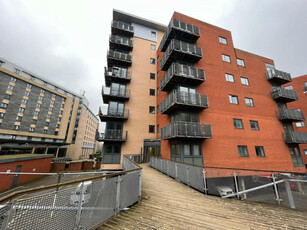 2 bedroom apartment for rent in 6 City Walk, Holbeck, Leeds, LS11