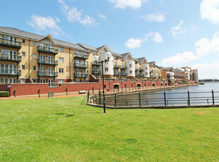 2 bedroom apartment for rent in Adventurers Quay, Cardiff Bay, Cardiff, CF10