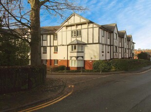2 bedroom apartment for rent in Queens Park View, Chester, Cheshire, CH4