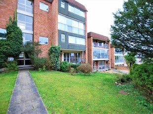 2 bedroom apartment for rent in The Mount, Guildford, Surrey, GU2