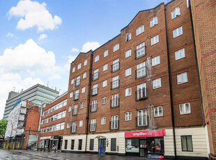 2 bedroom apartment for sale in Cheapside, Reading, Berkshire, RG1