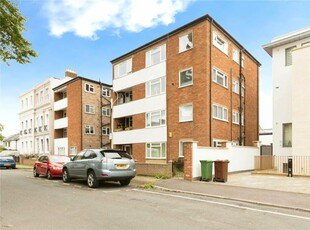 2 bedroom apartment for sale in Priory Street, Cheltenham, Gloucestershire, GL52
