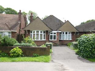2 bedroom detached bungalow for sale in Church Green Road Bletchley, Milton Keynes, MK3