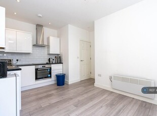 2 bedroom flat for rent in Above Bar, Southampton, SO14
