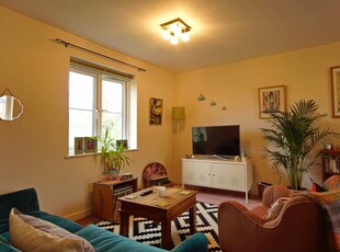 2 bedroom flat for rent in Dickinsons Fields, Bedminster, Bristol, BS3