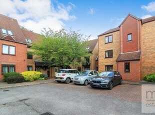 2 bedroom flat for rent in Heron Wharf, Castle Marina, Nottingham, NG7