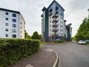 2 bedroom flat for rent in Lochend Park View, Abbeyhill, Edinburgh, EH7