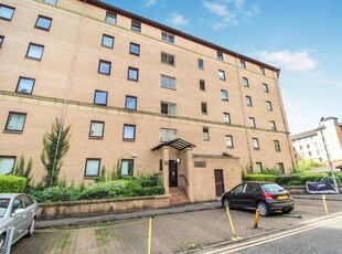 2 bedroom flat for rent in Parsonage Square,Glasgow,G4