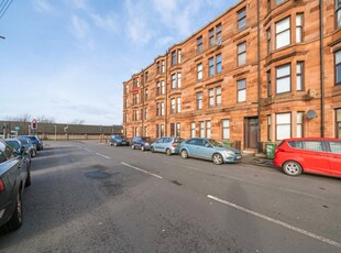 2 bedroom flat for rent in Peninver Drive, Glasgow, G51