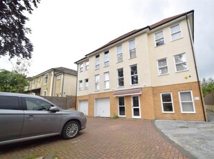 2 bedroom flat for rent in Portswood, SO17