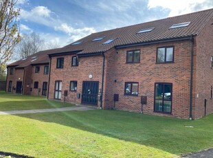 2 bedroom flat for rent in Thorpe Hall Close, Norwich, NR7