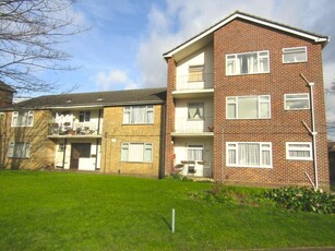2 bedroom flat for rent in York Drove, Bitterne, Southampton, Hampshire, SO18
