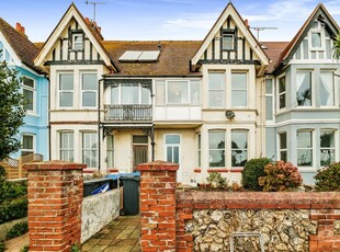 2 bedroom flat for sale in 137 Brighton Road, Worthing, BN11