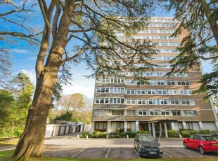 2 bedroom flat for sale in Brampton Tower, Bassett Avenue, Southampton, Hampshire, SO16