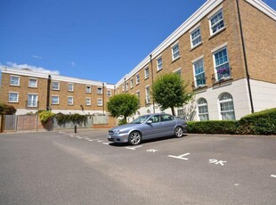 2 bedroom flat for sale in Marigold Way, Barming, ME16