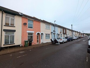 2 bedroom house for rent in Byerley Road, Portsmouth, PO1