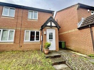2 bedroom semi-detached house for rent in Ambergate Close, Newcastle Upon Tyne, NE5