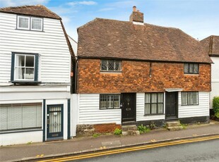 2 bedroom semi-detached house for sale in Shipbourne Road, Tonbridge, Kent, TN10
