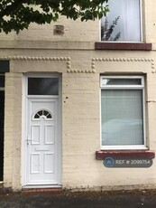 2 bedroom terraced house for rent in Fairclough Avenue, Warrington, WA1