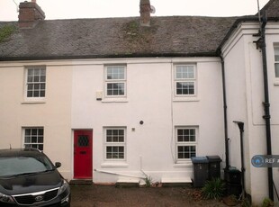 2 bedroom terraced house for rent in The Square, Wingham, Canterbury, CT3