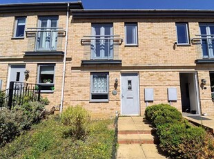 2 bedroom terraced house for sale in Homerton Street, Bletchley, Milton Keynes, MK3