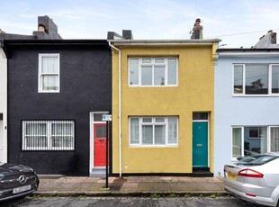 2 bedroom terraced house for sale in Islingword Street, Hanover, Brighton BN2 9UR, BN2