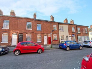 2 bedroom terraced house for sale in Leopold Road, Clarendon Park, Leicester, LE2